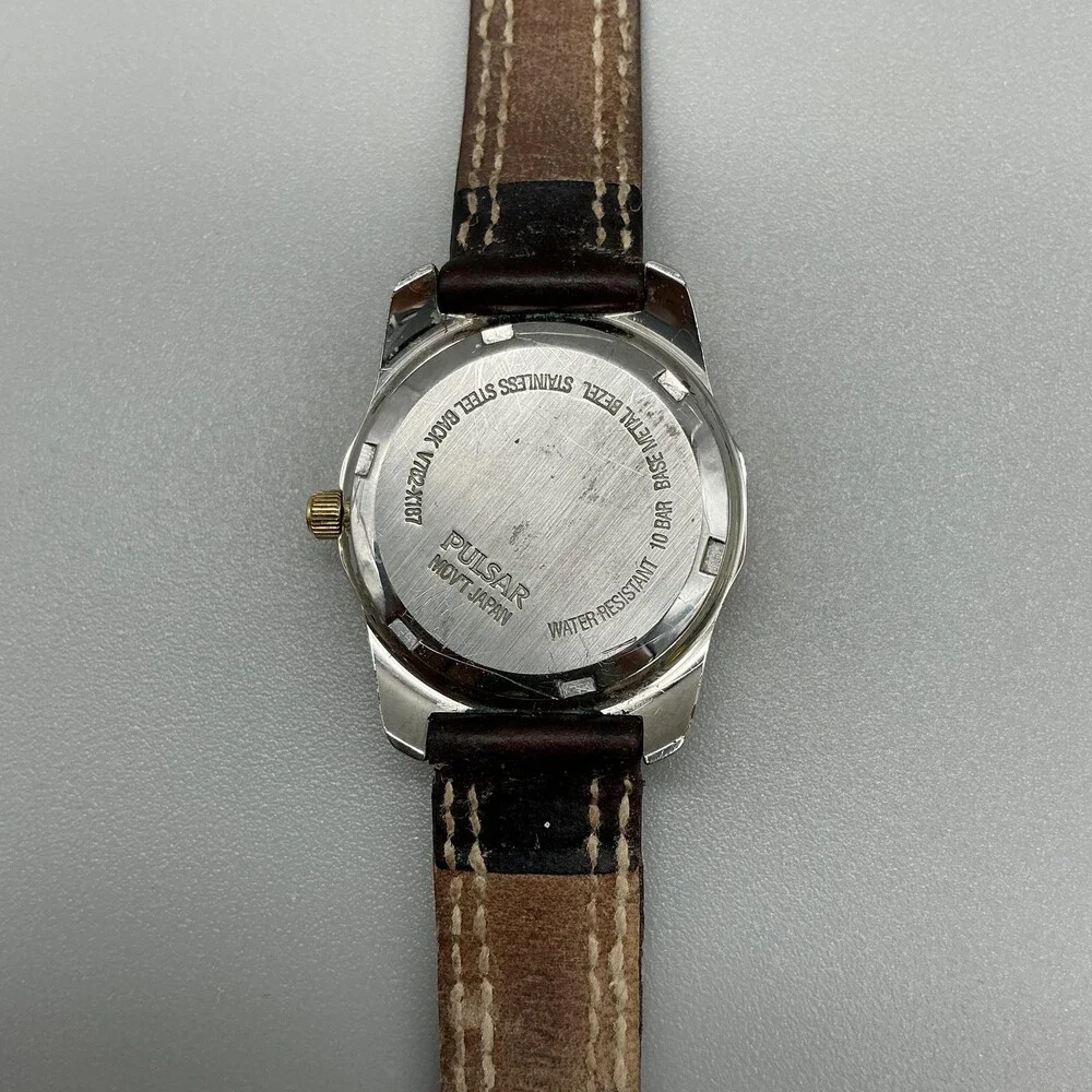 Vintage Pulsar Womens Watch 28mm Green Dial Brown Leather Diver Date New Battery